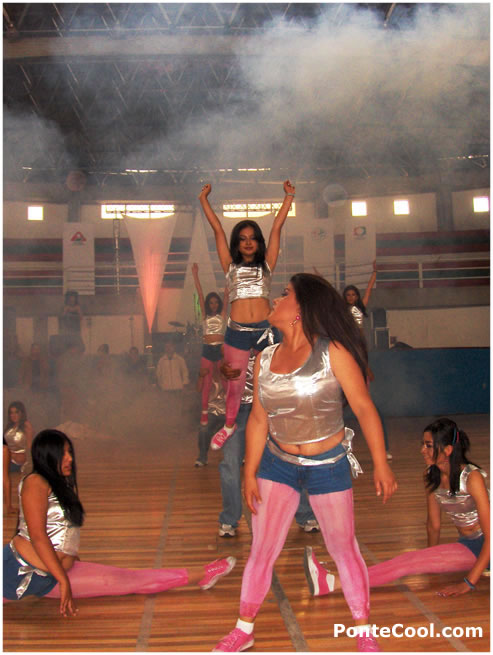 Terminando su presentaci&oacute;n con un final de impacto