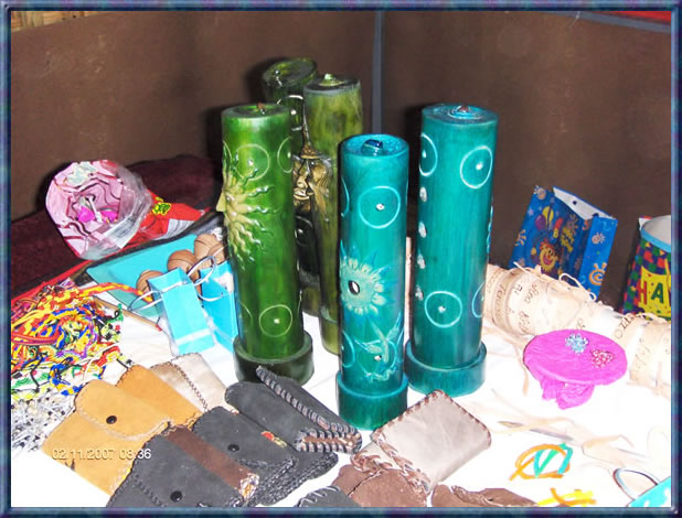 En la gr&aacute;fica podemos apreciar hermosas velas y otros articulos