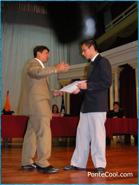 Las felicitaciones de parte de los maestros