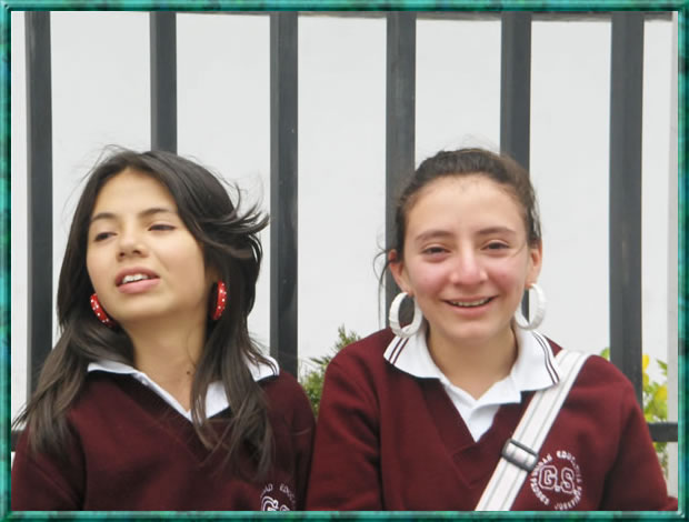 Estudiantes del Colegio Gonz&aacute;lez Su&aacute;rez